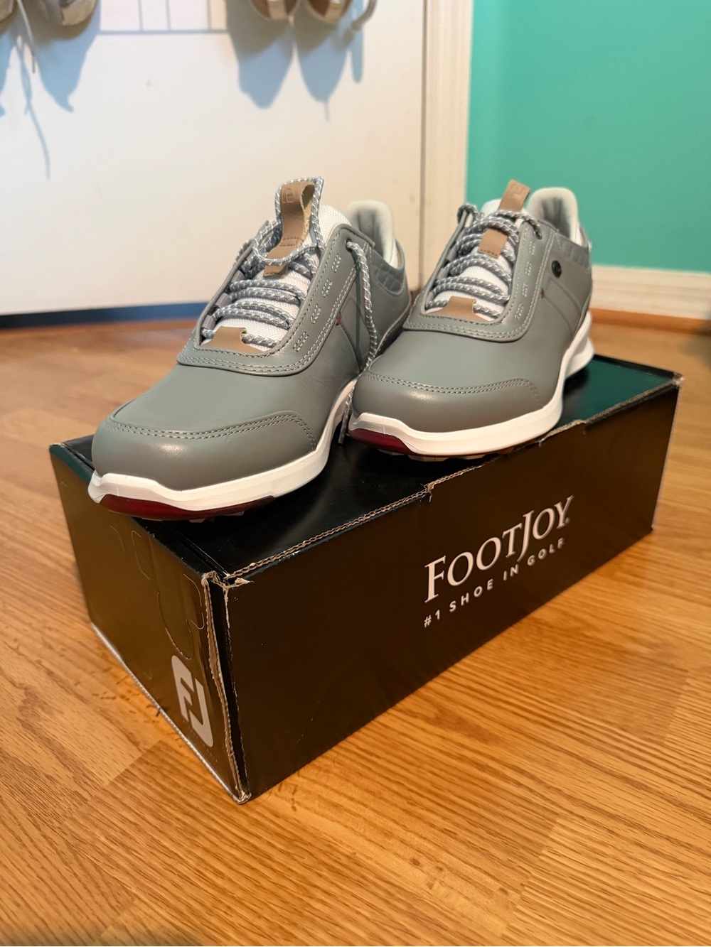 FootJoy Women's Gray and Tan Athletic Golf Shoes - 90113